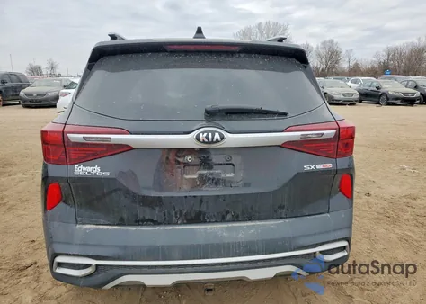 2021 Kia Seltos Sx из США, поврежденный, VIN KNDETCA22M7072295